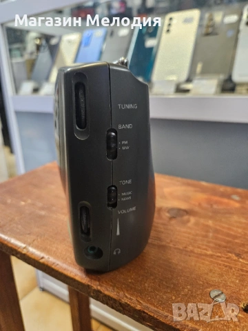 Радио Philips AE 2140  В отлично техническо и визуално състояние., снимка 8 - Радиокасетофони, транзистори - 47028396