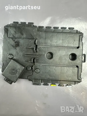 Бушонна Кутия за Мерцедес Mercedes-benz W205 W253 A2055402850