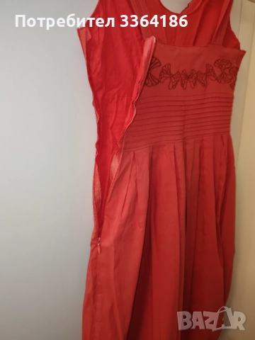 Използвана, отлично състояние, снимка 3 - Рокли - 52676060