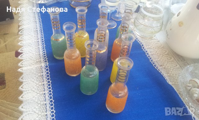 Юзчета 50 мл цветна посипка 13 бр - бутилка оригинална за тях, снимка 4 - Антикварни и старинни предмети - 27203156
