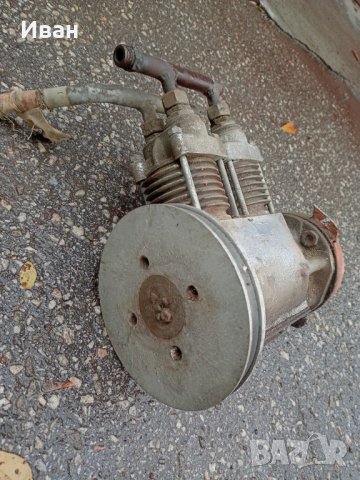 Продавам Въздушен двубутален компресор и монофазен ел. двигател, снимка 3 - Компресори - 43143440