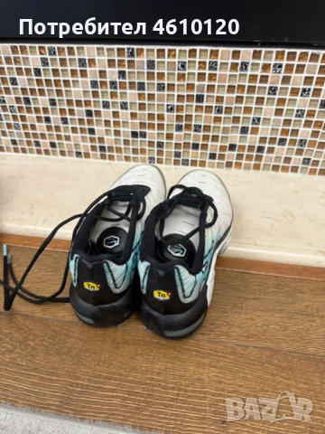 Оригинални маратонки Nike 35.5 36 номер, снимка 7 - Детски маратонки - 53434111