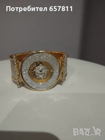 Златна твърда гривна Versace , снимка 1