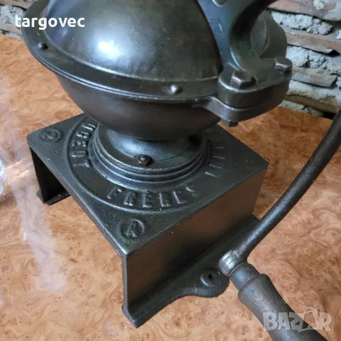 голяма Индустриална мелница за мелене на кафе от началото на миналия век, снимка 4 - Антикварни и старинни предмети - 48256587