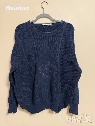 Burberry Vintage Pullover.