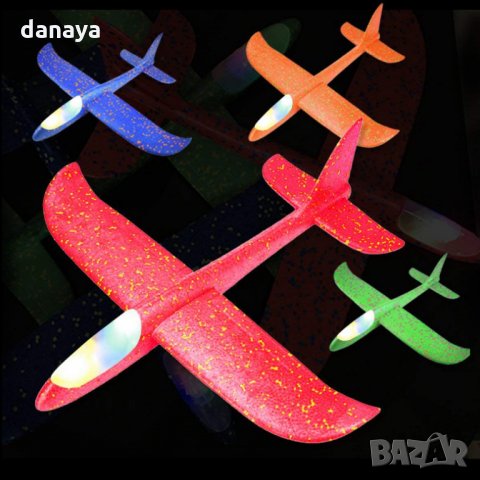 1080 Светещ самолет от стиропор въздушен самолет за хвърляне планер, снимка 5 - Влакчета, самолети, хеликоптери - 26218264