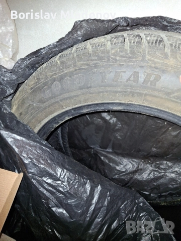 Зимни гуми GoodYear 215/55R17 W98, снимка 2 - Гуми и джанти - 52410551