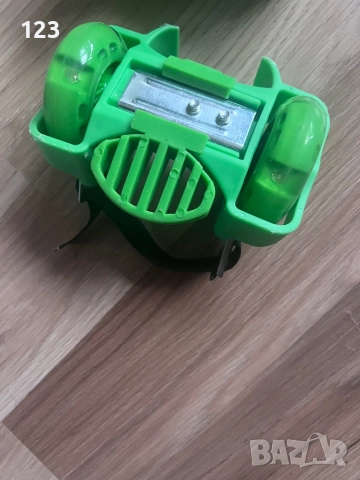  Ролки колела за пета  flashing roller с раздвижна  система, снимка 2 - Други игри - 51850359