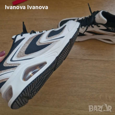 Skechers оригинални маратонки, снимка 5 - Маратонки - 52465670