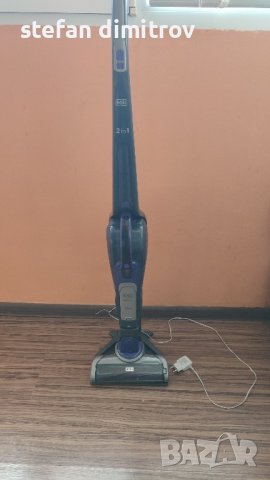 Вертикална прахосмукачка 2в1, Black&Decker, Smart Tech SVJ520BFS, Безжична, 0.5L, Сиво/Синьо