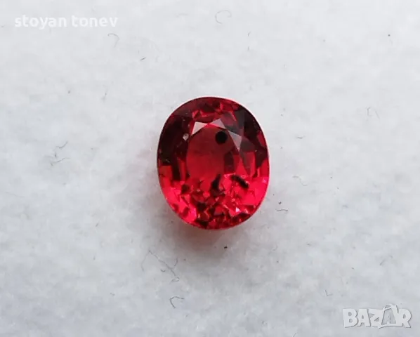 Невероятен червен рубин с VS чистота - 0.77кт.! Сертифициран! Нов! , снимка 11 - Бижутерийни комплекти - 47207321