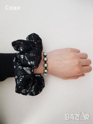 Скрънчи + гривничка, снимка 15 - Бижутерийни комплекти - 32678132