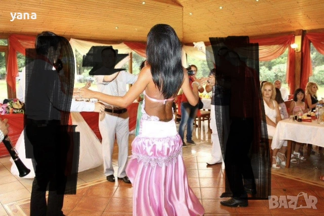 Страхотен модел , снимка 2 - Рокли - 53137551