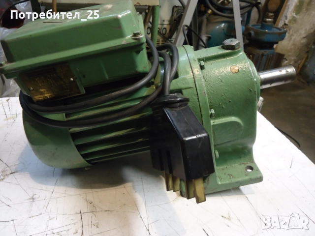 Мотор - редуктор със спирачка, снимка 3 - Електродвигатели - 51548129