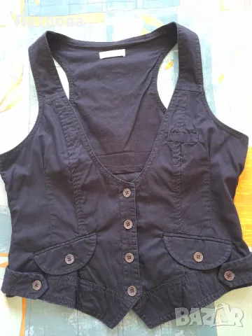 Дамски черен елегантен елек, снимка 4 - Елеци - 47651750