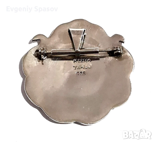 Винтидж Сребърна Брошка Медальон с Инкрустация Тюркоаз от Taxco Мексико Две Преплетени Гърмящи Змии, снимка 7 - Колиета, медальони, синджири - 52447301