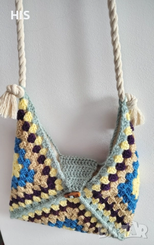 Дамска плетена луксозна чанта , ръчно изработена , многоцветна , снимка 2 - Чанти - 40479503