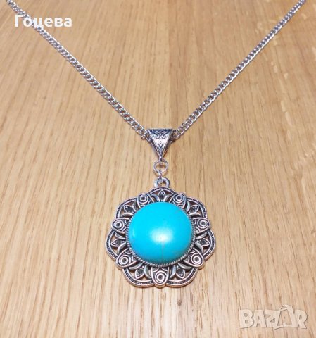 Прелестен филигранен медальон с голям Тюркоаз и орнаменти в цвят Антично сребро, снимка 3 - Колиета, медальони, синджири - 28762549