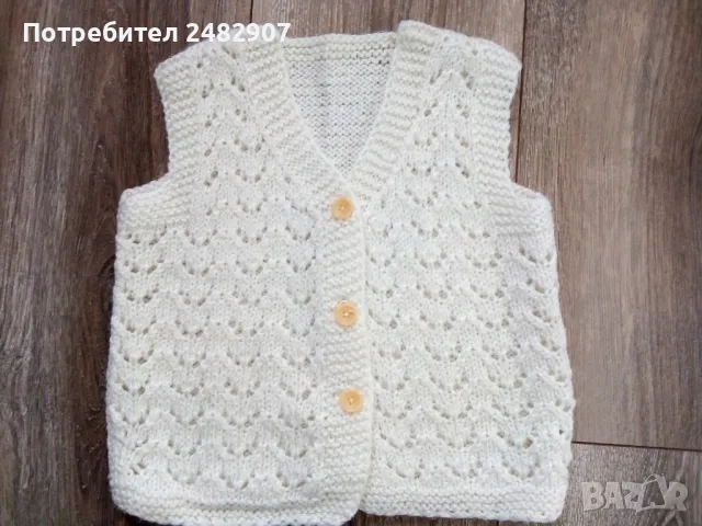 Детско елече - плетиво, снимка 3 - Детски якета и елеци - 49098537