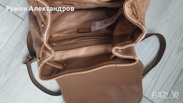 Нова дамска кожена раница GUESS LUELLA G LOGO, снимка 4 - Чанти - 51871802