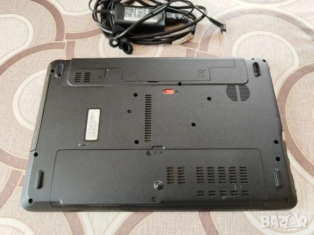 Лаптоп Acer Aspire E1-571G, снимка 3 - Лаптопи за дома - 53210205