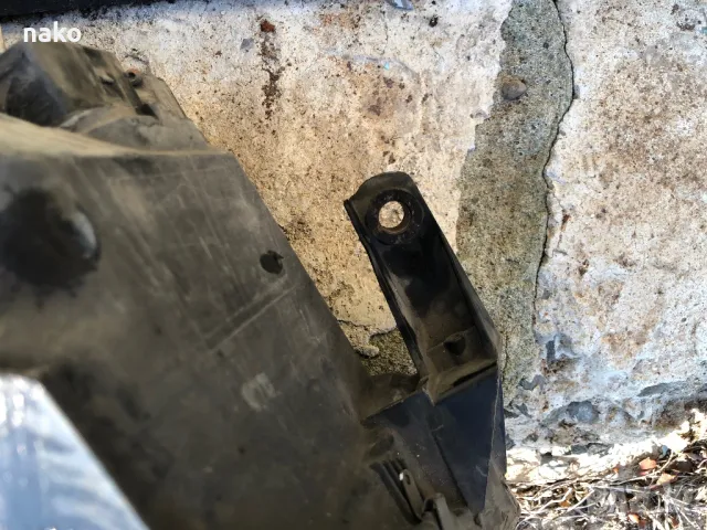 Десен фар за Пасат 5,5 2003 г., снимка 4 - Части - 50244764