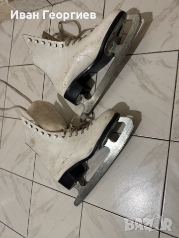 Кънки за лед номер 25