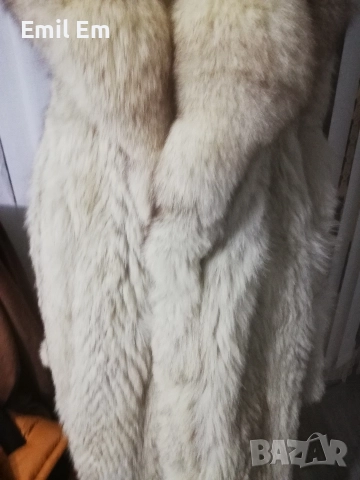 Дамски кожух от сребърни лисици , снимка 5 - Якета - 52741290