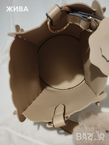 Малка дамска чанта в цвят слонова кост, снимка 4 - Чанти - 53154029