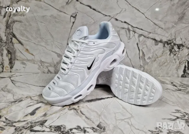 Nike бели мъжки маратонки , снимка 2 - Маратонки - 50372169
