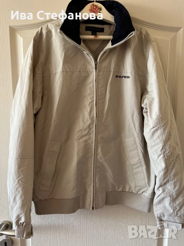 Ново бежово оригинално марково яке Tommy Hilfiger , снимка 2 - Спортни дрехи, екипи - 51801367