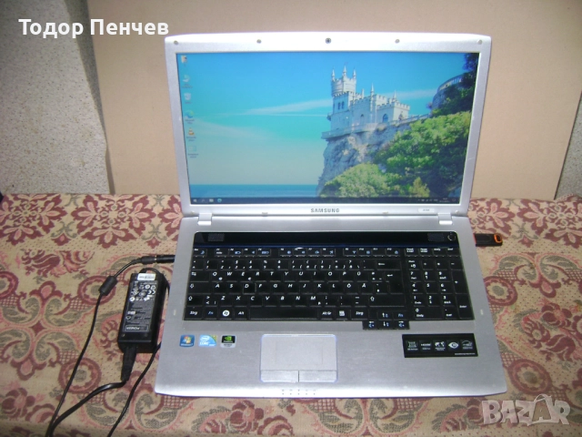 Samsung R730 - Core i3, 4 GB RAM, 256 GB SSD, снимка 4 - Лаптопи за дома - 52849221