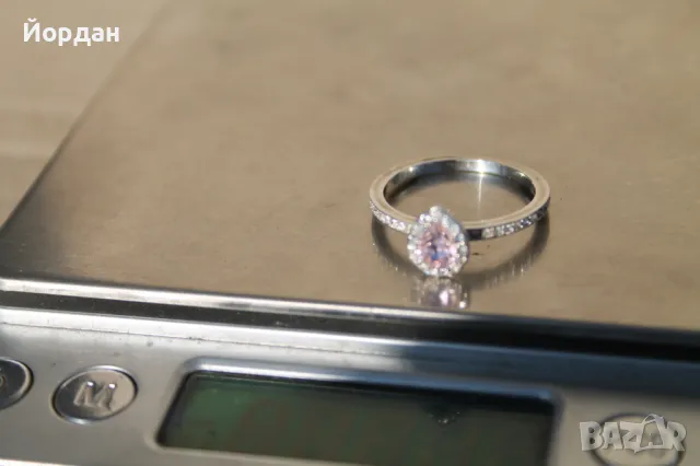 Пръстен ''Swarovski''