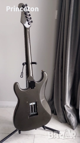 Продавам електрическа китара  Session Stage Series ST Style Pewter Grey, около 1995 г., снимка 3 - Китари - 53451658