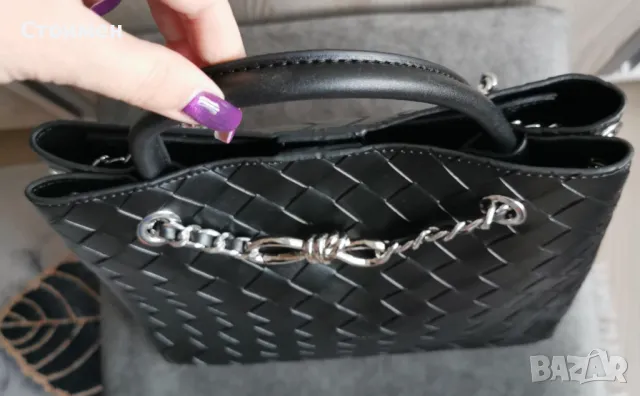 Уникална чанта, с дълга дръжка синджир към нея, снимка 4 - Чанти - 48478931