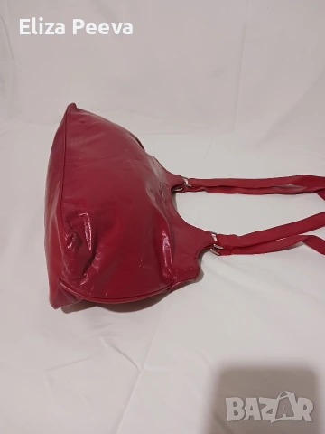 Червена чанта от естествена макар кожа - парченца., снимка 2 - Чанти - 53488640