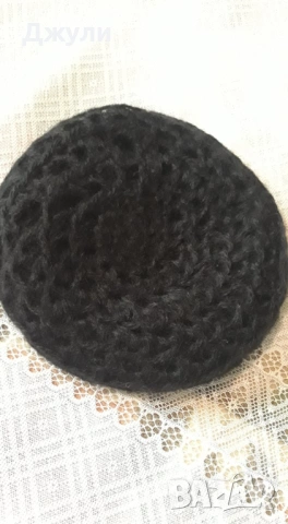 Черна плетена Шапка