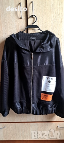 Дамски екип Lucy, снимка 4 - Спортни екипи - 51615502