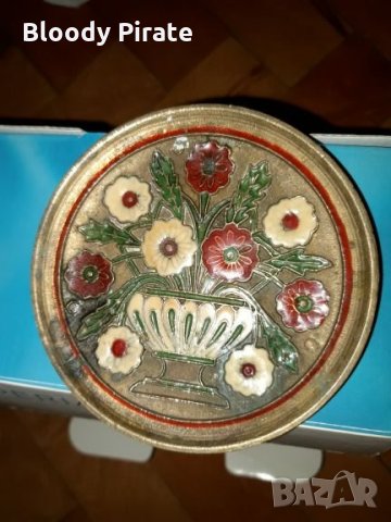 Декоративна чинийка руска