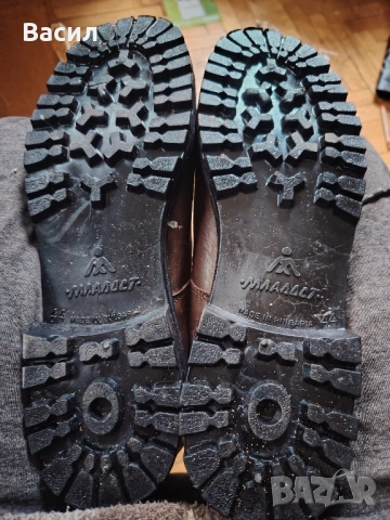 обувки , снимка 2 - Спортни обувки - 51983633