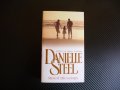  Danielle Steel - Mixed Blessings Стийл Романтика роман, снимка 1 - Художествена литература - 33514841