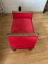 Червена табуретка, снимка 3
