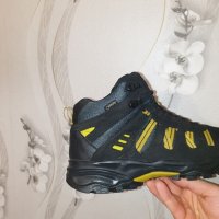  туристически обувки  THE NORTH FACE SAKURA MID   GORE-TEX номер 40,5, снимка 4 - Други - 43991982