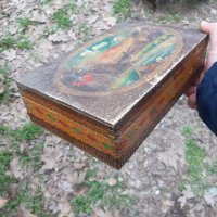 Дървена кутия с ръчно рисувана картина, снимка 1 - Антикварни и старинни предмети - 32591058
