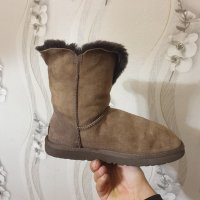 боти UGG Bailey Button 5803  номер 38, снимка 6 - Дамски боти - 42995169