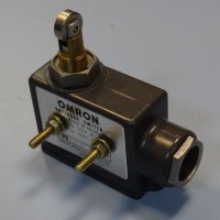 изключвател Omron ZE-Q21-G Enclosed Switch Roller Plunger 15A, снимка 8 - Резервни части за машини - 43861814