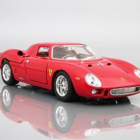Ferrari 250 Le-Mans 1965 - мащаб 1:18 на bBurago made in Italy моделът е нов в кутия, снимка 3 - Колекции - 44097204