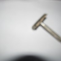 метална самобръсначка - като нова, снимка 2 - Други ценни предмети - 40661528