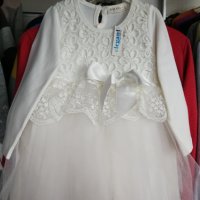 Бяла детска рокля с дантела, памучна материя, дълъг ръкав. , снимка 3 - Детски рокли и поли - 39486265