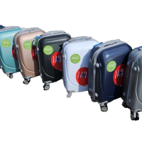 Куфар за ръчен багаж SUPER LIGHT 55x36x22: "360 градуса колела - различни цветове , снимка 1 - Куфари - 44844032